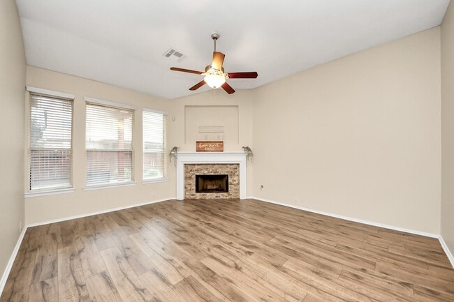 Building Photo - 6003 Baileys Run Ln