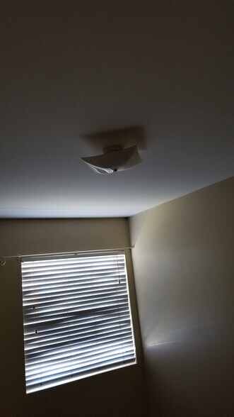 Building Photo - 1741 Lahoud Dr