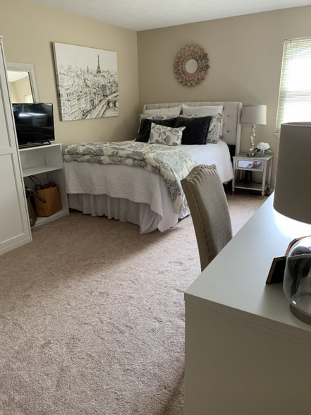 Building Photo - 204 Trace 2