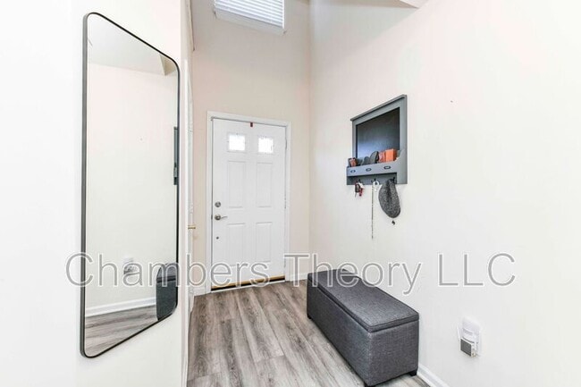 Building Photo - 6955 Cromarty Dr