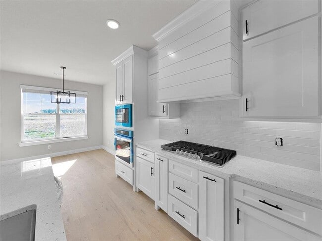 Building Photo - 4843 Farmhouse St