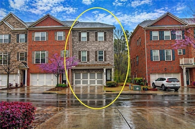 Building Photo - 2405 Tenor Ln