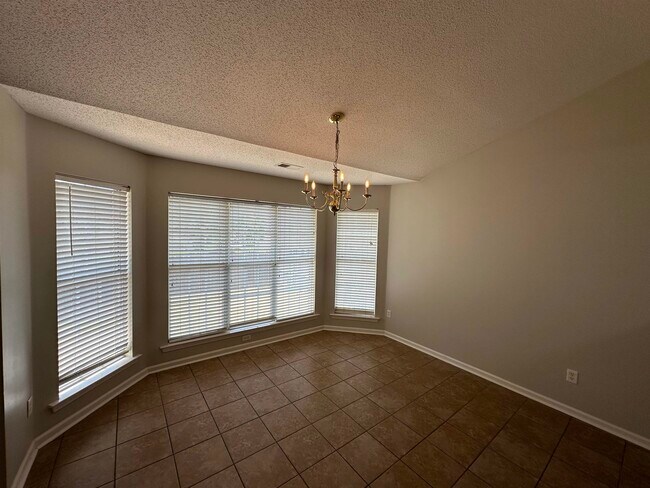 Building Photo - 1409 Brimfield Cove