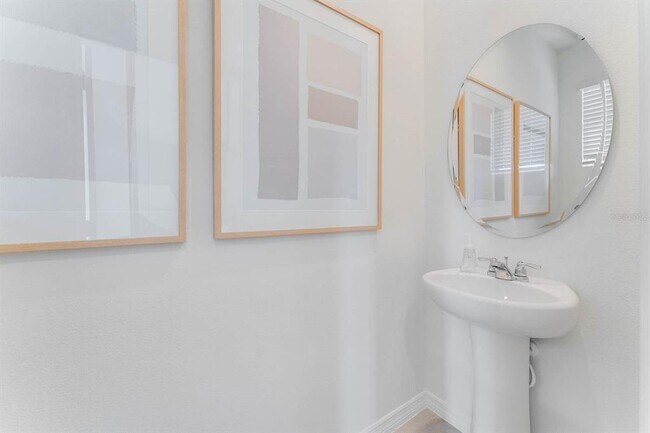 Building Photo - 1785 Wooden St