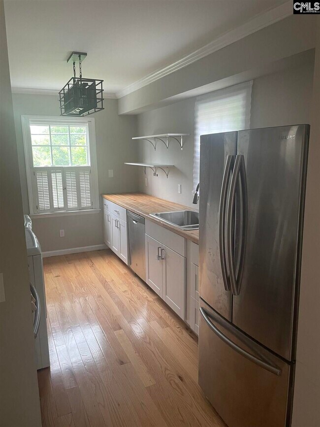 Building Photo - 1721 Wheat St