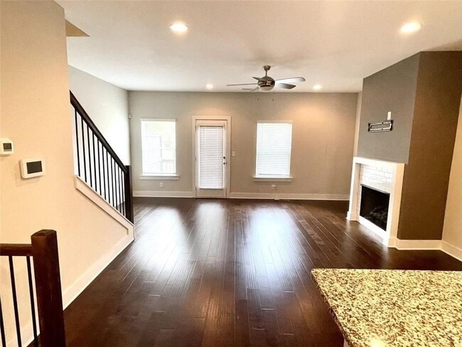 Building Photo - 3796 Oxford Cir