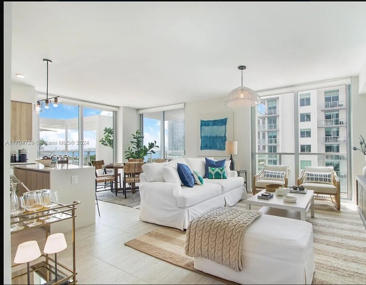Building Photo - 3900 Biscayne Blvd