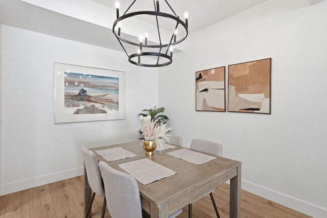 Building Photo - First-Floor 2-Bedroom Condo | The Racquet Club – Scottsdale