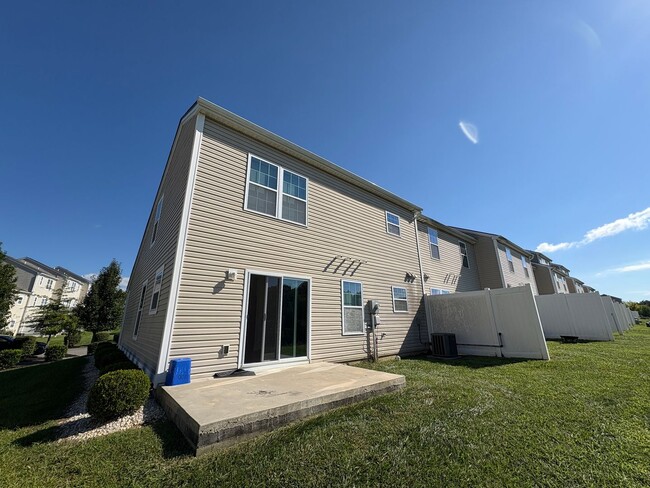 Building Photo - Available for the 2026-2027 leasing term