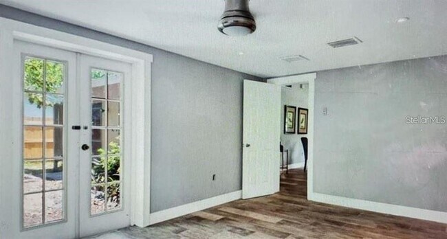 Building Photo - 1001 71st St NW