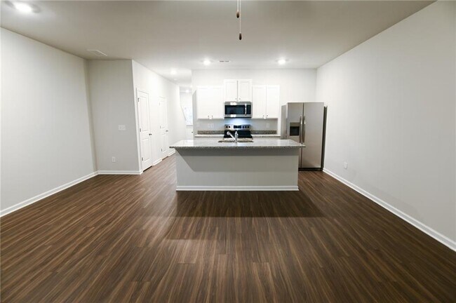 Building Photo - 115 Green Loop NW