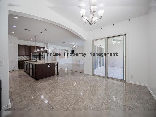 Building Photo - 224 E Mead Dr