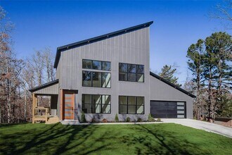 Building Photo - 32 Copinsay Dr