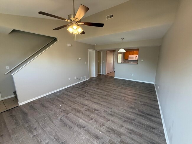 Building Photo - 1407 Greensboro Dr