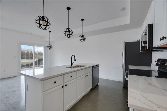 Building Photo - 3315 Stoneway Ct