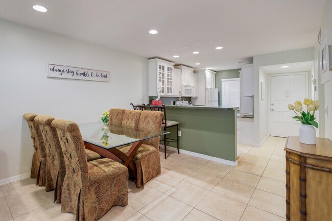 Building Photo - 4801 Esedra Ct