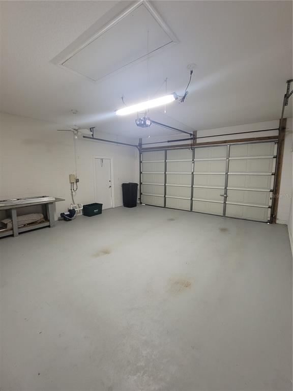 Building Photo - 165 Frontier Dr