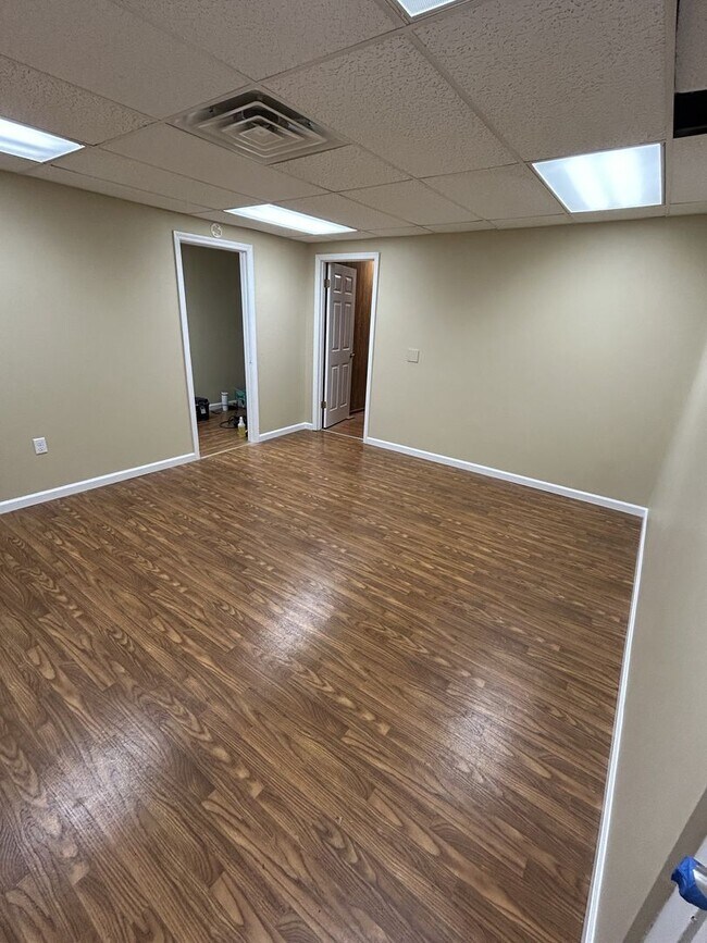 Building Photo - 580 Highland Ave NW