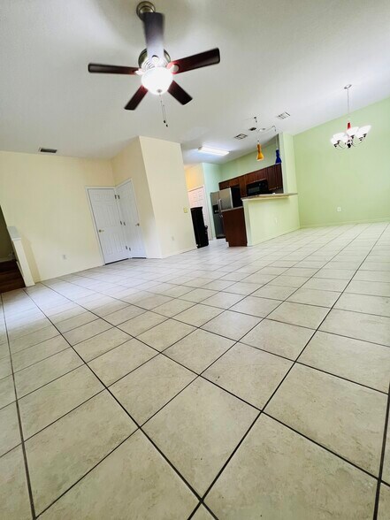 Building Photo - 71 Emerald Bay Dr