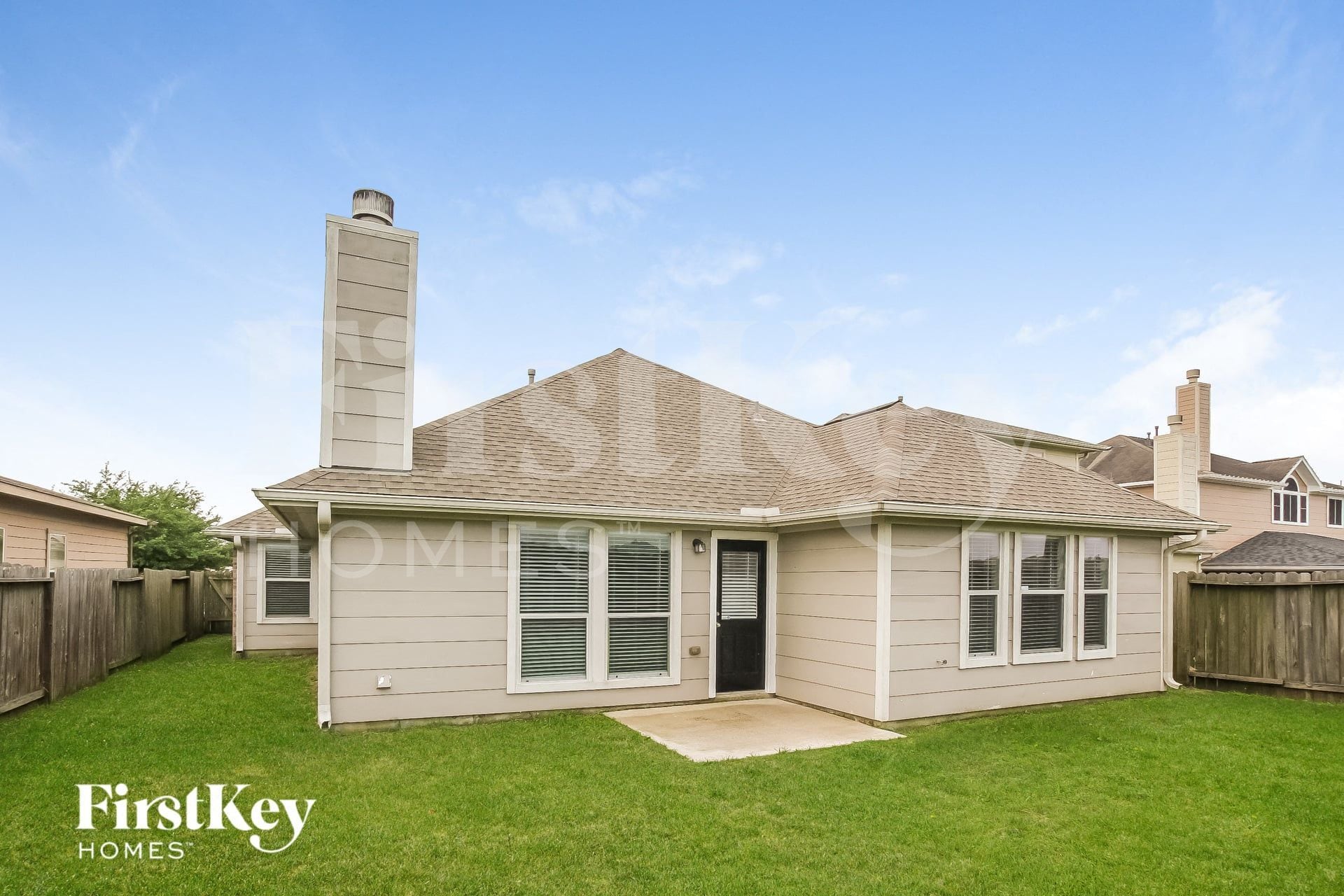 Building Photo - 1419 Rosebay Rd
