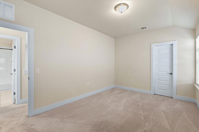Building Photo - 212 Verrado Path
