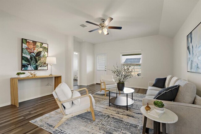 Building Photo - 1944 T H Johnson Dr