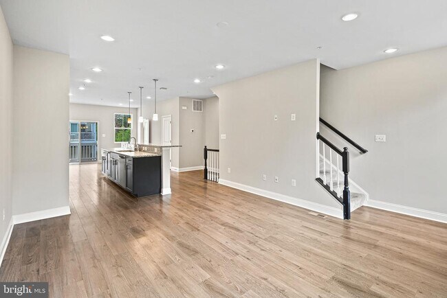 Building Photo - 7126 Tilbury Way