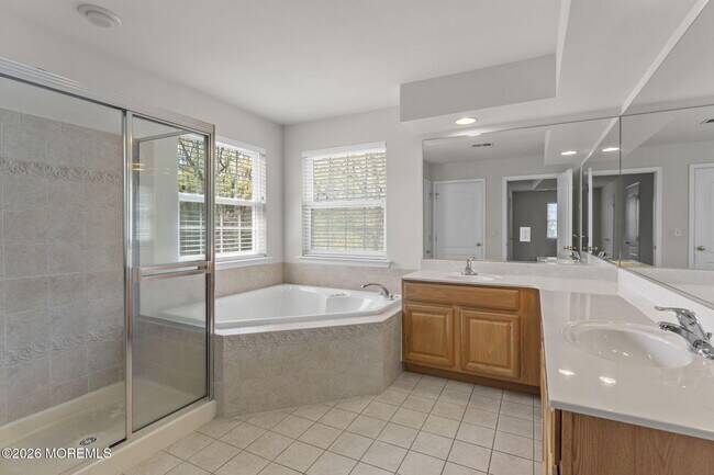 Building Photo - 8 Connor Dr