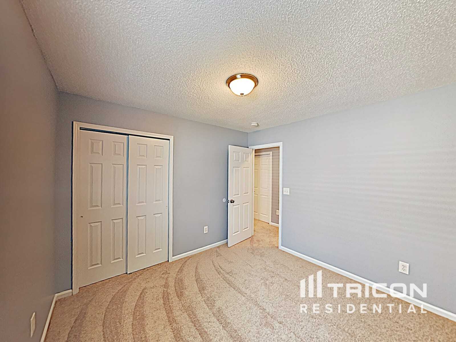 Building Photo - 156 Springway Dr