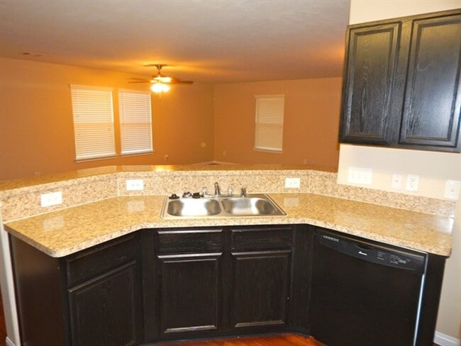 Building Photo - 847 Darbydale Crossing Ln