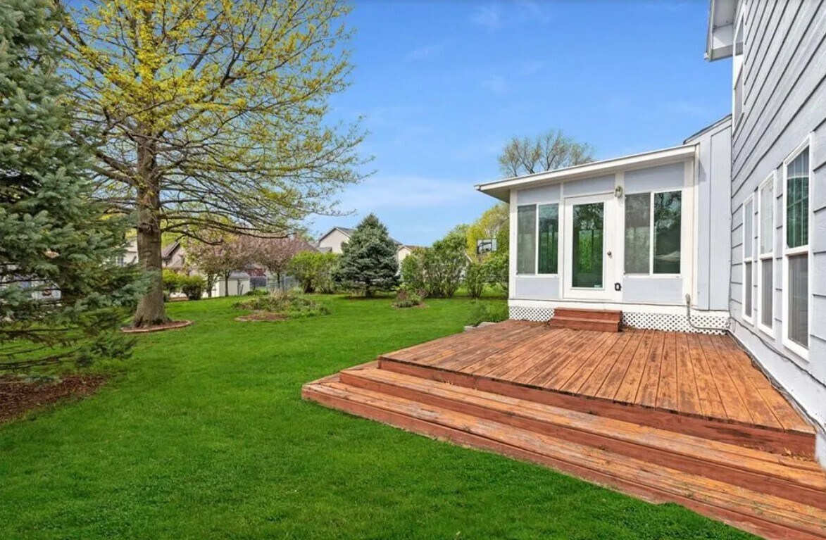 Building Photo - 2412 Emma Ave