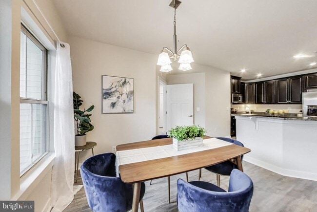 Building Photo - 10020 Ruffian Wy