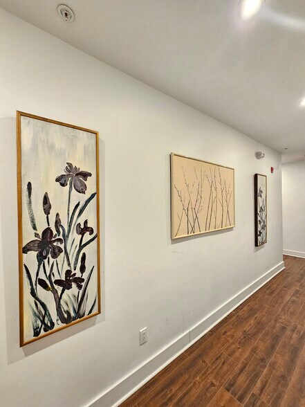 Building Photo - 1169 Hope St