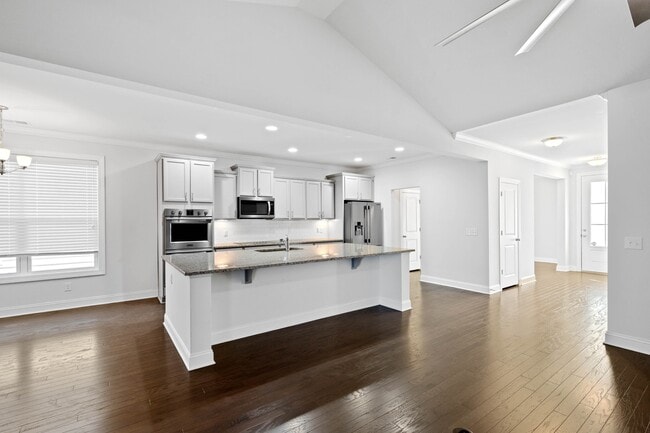 Building Photo - 3740 Sage Dr