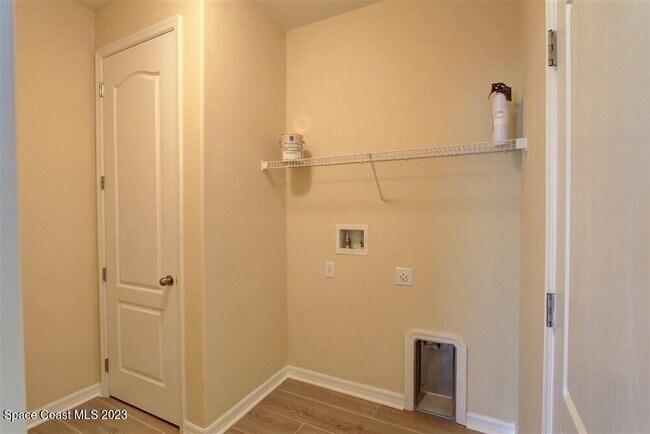 Building Photo - 5834 Trieda Dr