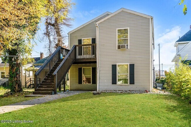 Building Photo - 2913 Dumesnil St