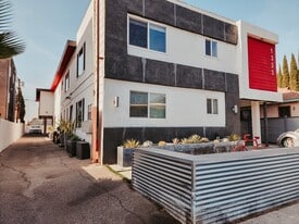 Building Photo - 1333 W. 36th Pl.