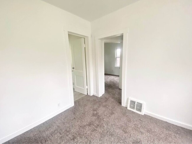 Building Photo - 1534 63rd St