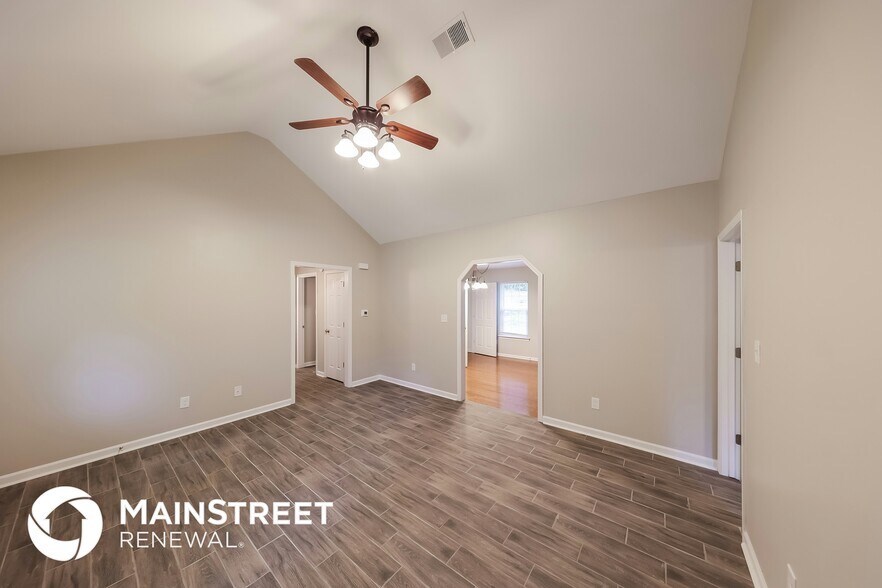 Building Photo - 2758 Mt View Rd