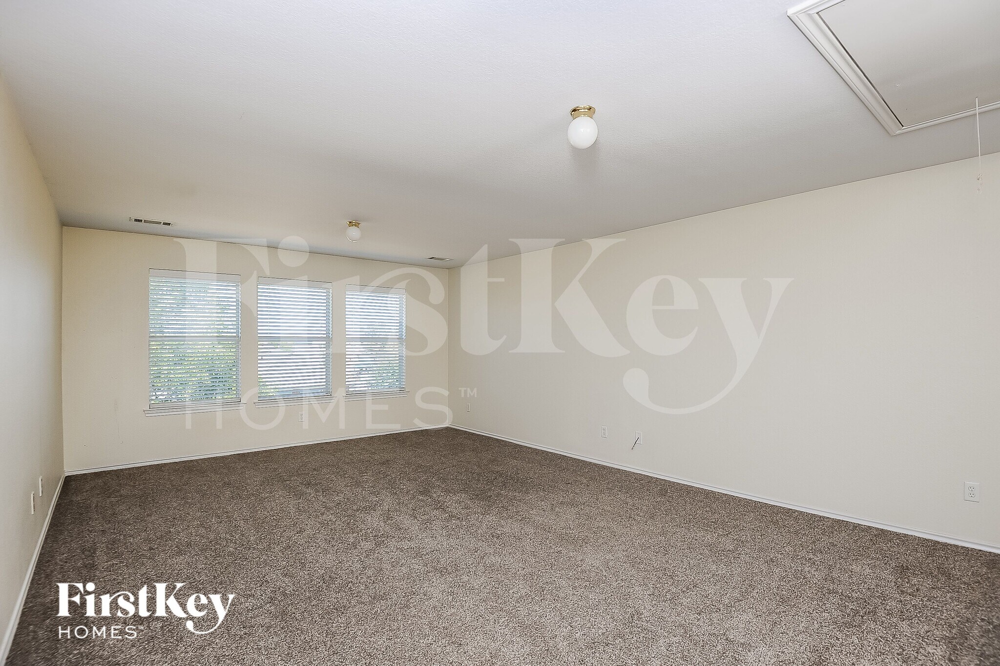 Building Photo - 5108 Parkplace Dr