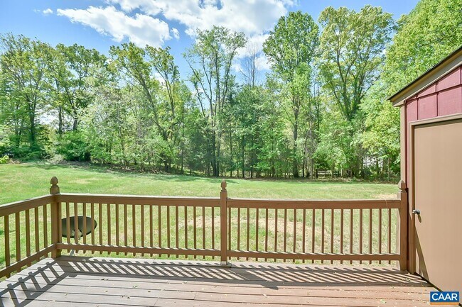 Building Photo - 144 Lake Saponi Dr