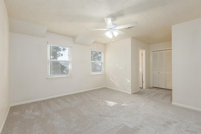 Building Photo - 20357 Fieldtree Dr