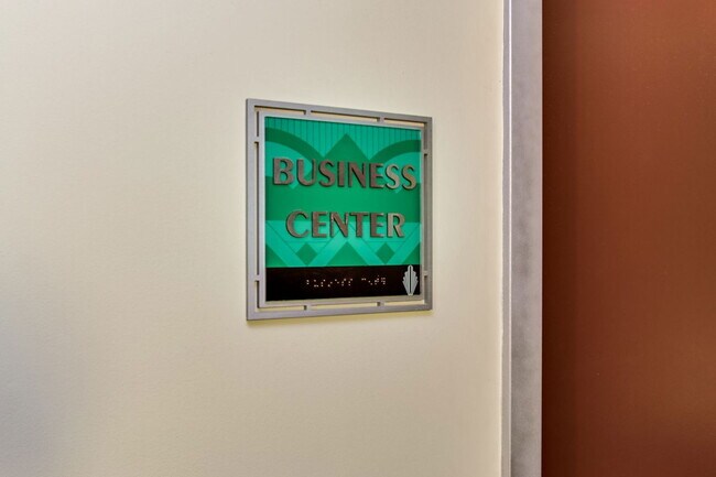 Building Photo - 114 W Adams St