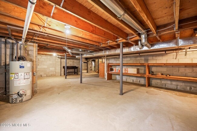Building Photo - 151 S Main St