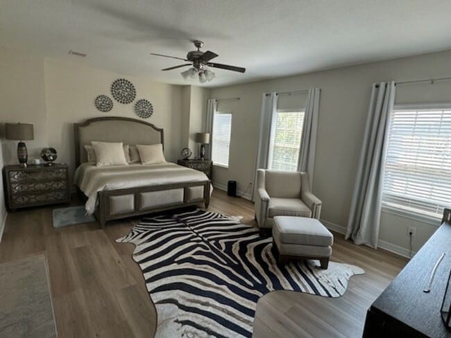 Building Photo - 18214 Lake Eagle Dr