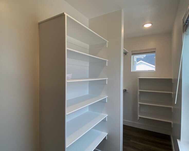 Building Photo - 3134 N 1675 E
