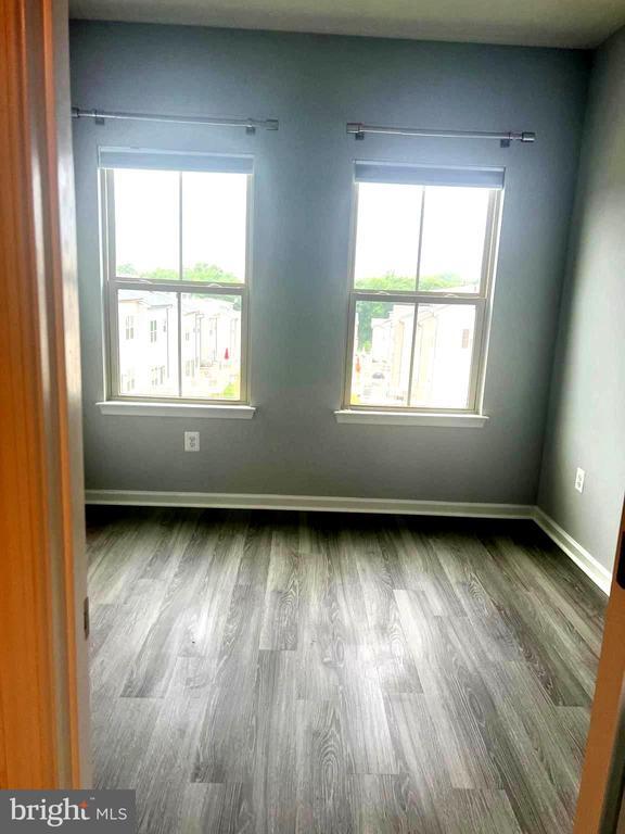 Building Photo - 3781 Vly Frd Wy