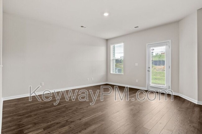 Building Photo - 2182 River Park Ct