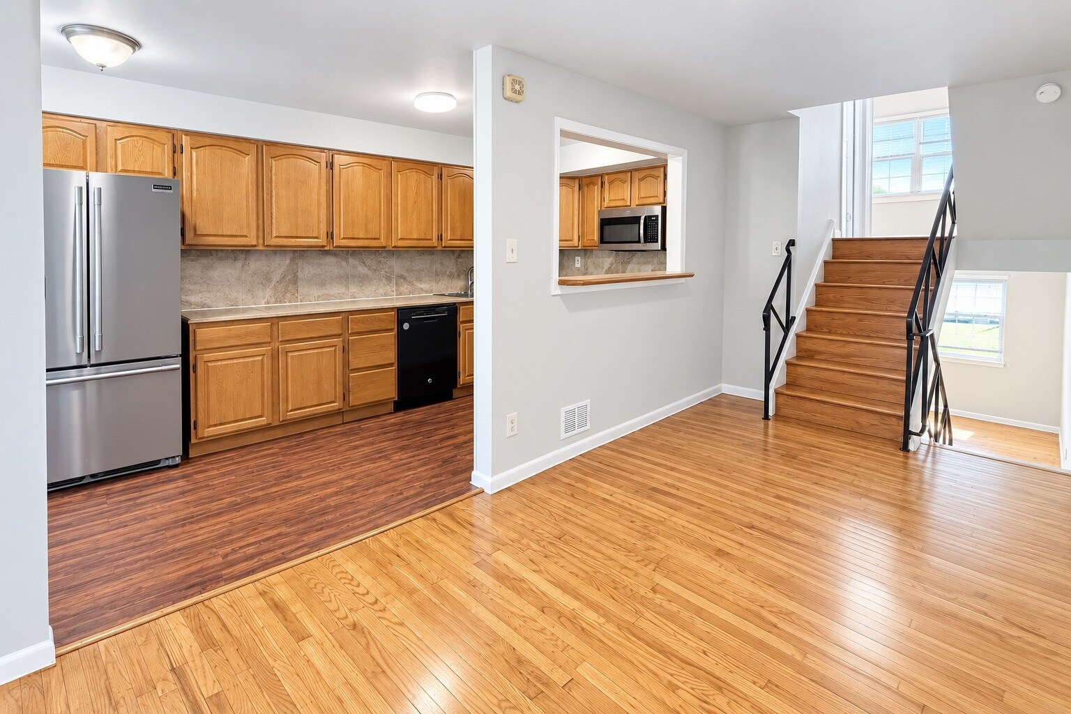 Building Photo - 727 W Emaus Ave