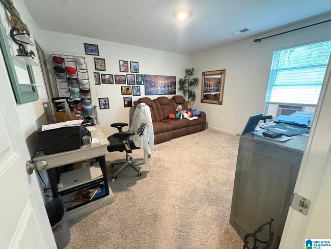 Building Photo - 1140 Riviera Dr
